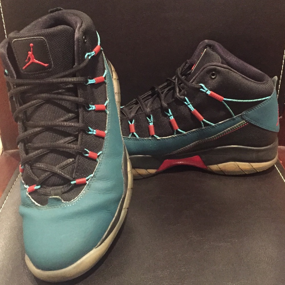 Size 10 1/2 Nike Jordan Zooms